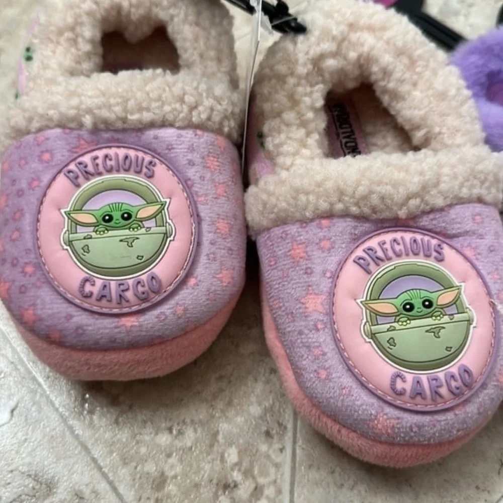 Disney Baby Girls Slippers Size 7/8
